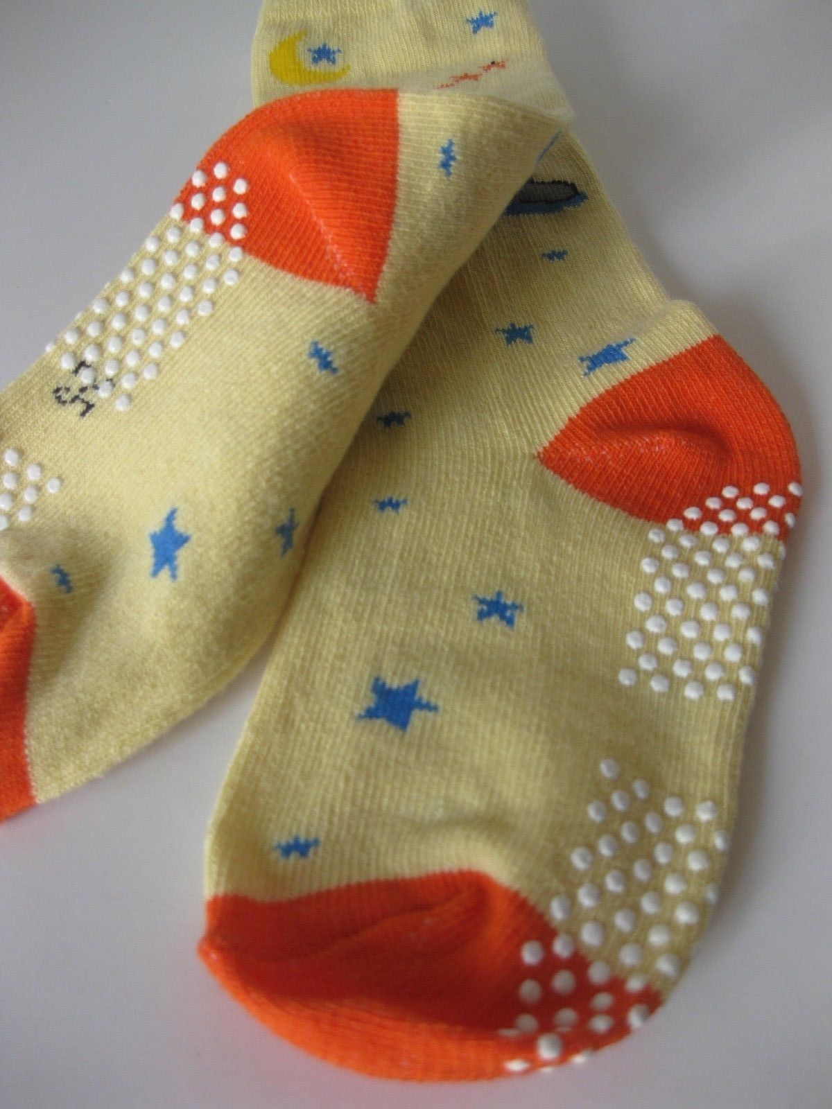 Non-Slip Socks for Kids 2-5 | Grip Socks for Active kids-Sleepy Bear